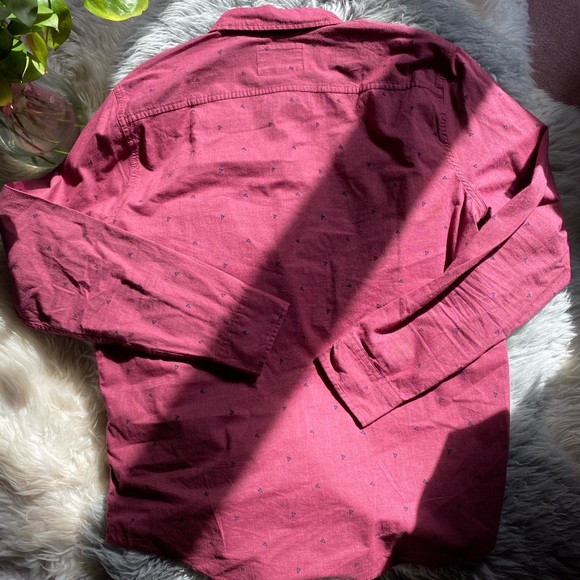 Hollister Stretch Button Down Shirt - Picture 7 of 9